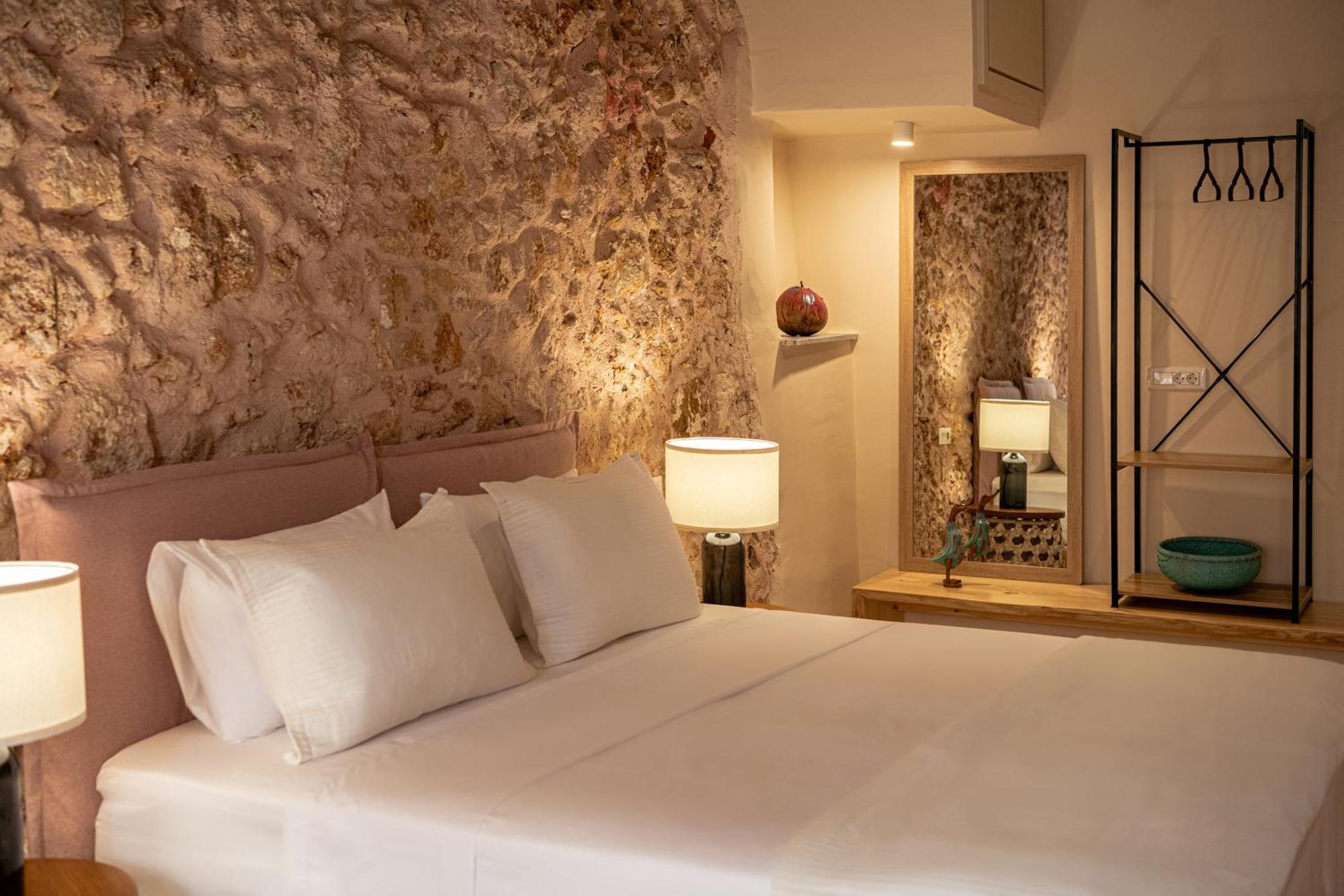 Faedra Hotell